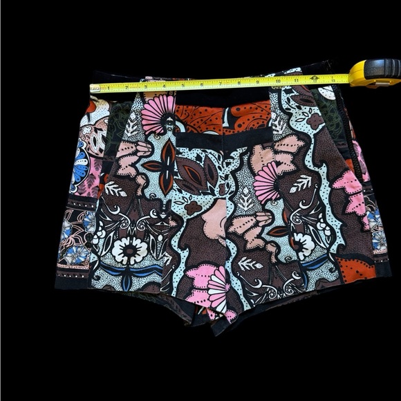 River Island Shorts - Picture 6 of 9